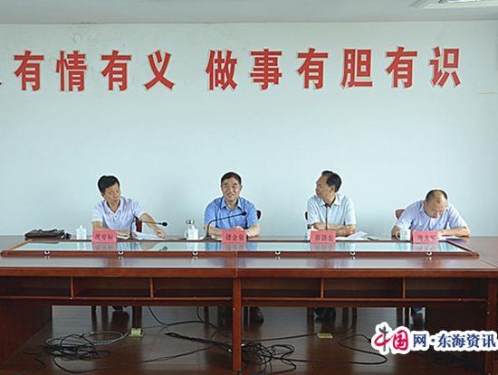 盐城市老促会到新街镇调研